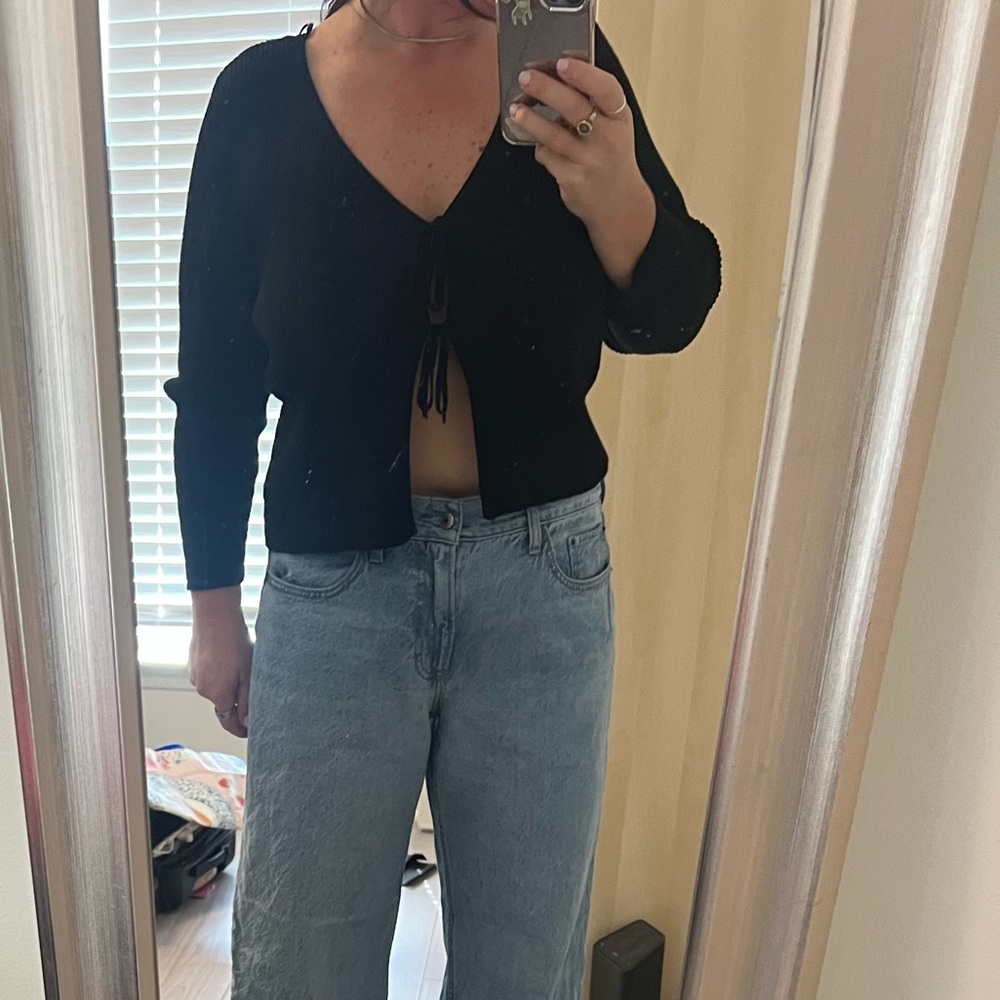 Danielle Bernstein Black Ribbed Top - image 1